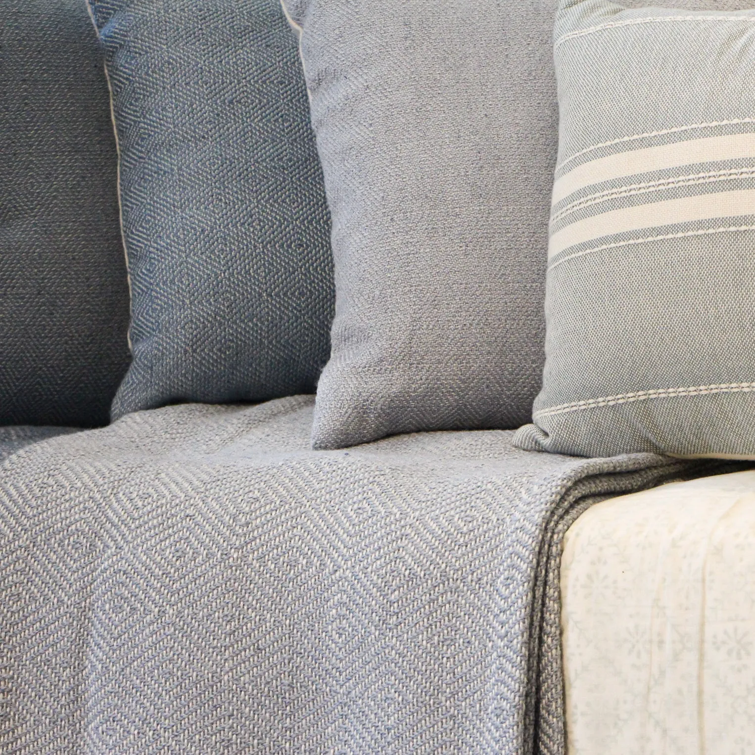 Lavender Diamond Cushion