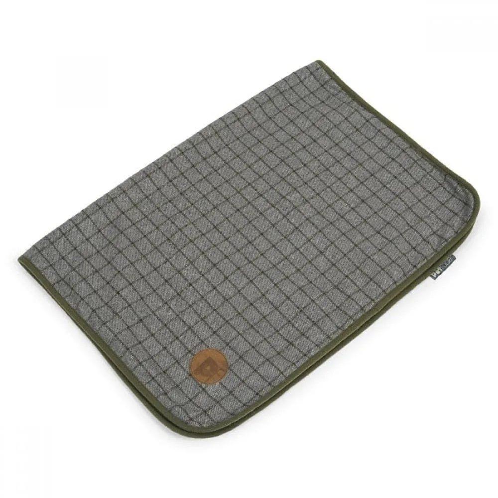 Petface Moss Green Comforter Blanket